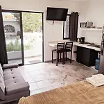 Boutique Studio Wbalcony #4- Isla Mujeres